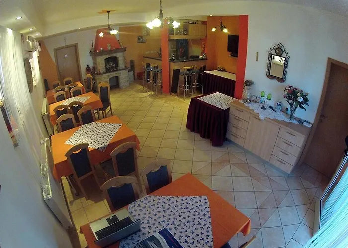 Guest house Anita Pula