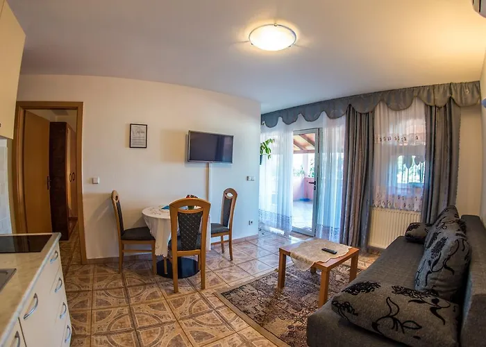 Anita Affittacamere 4*