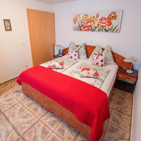 Anita 4* Pula
